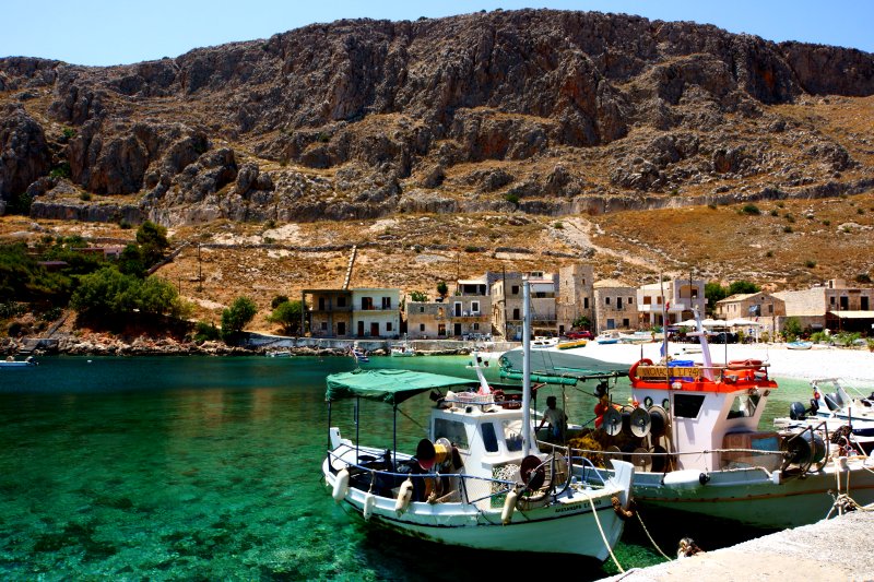 {short description of image}